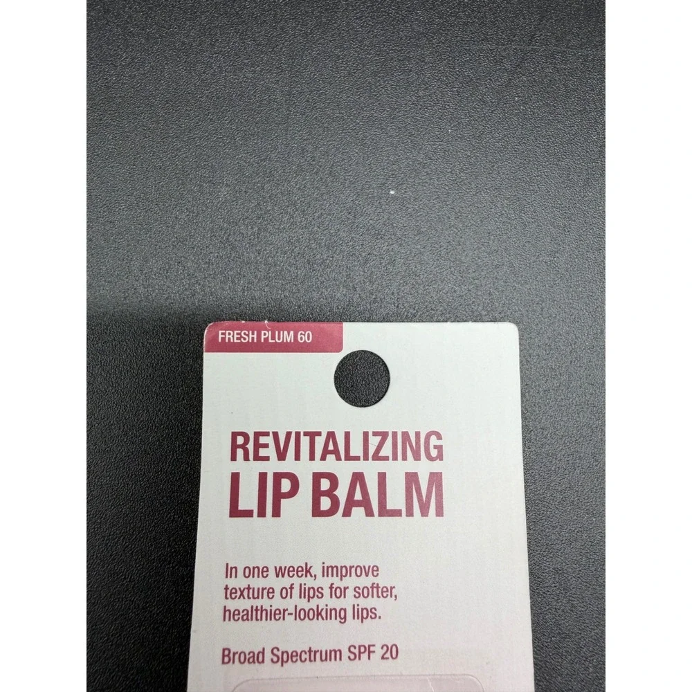Neutrogena Revitalizing Lip Balm Fresh Plum 60 Broad‎ Spectrum SPF 20 0.15oz NIB